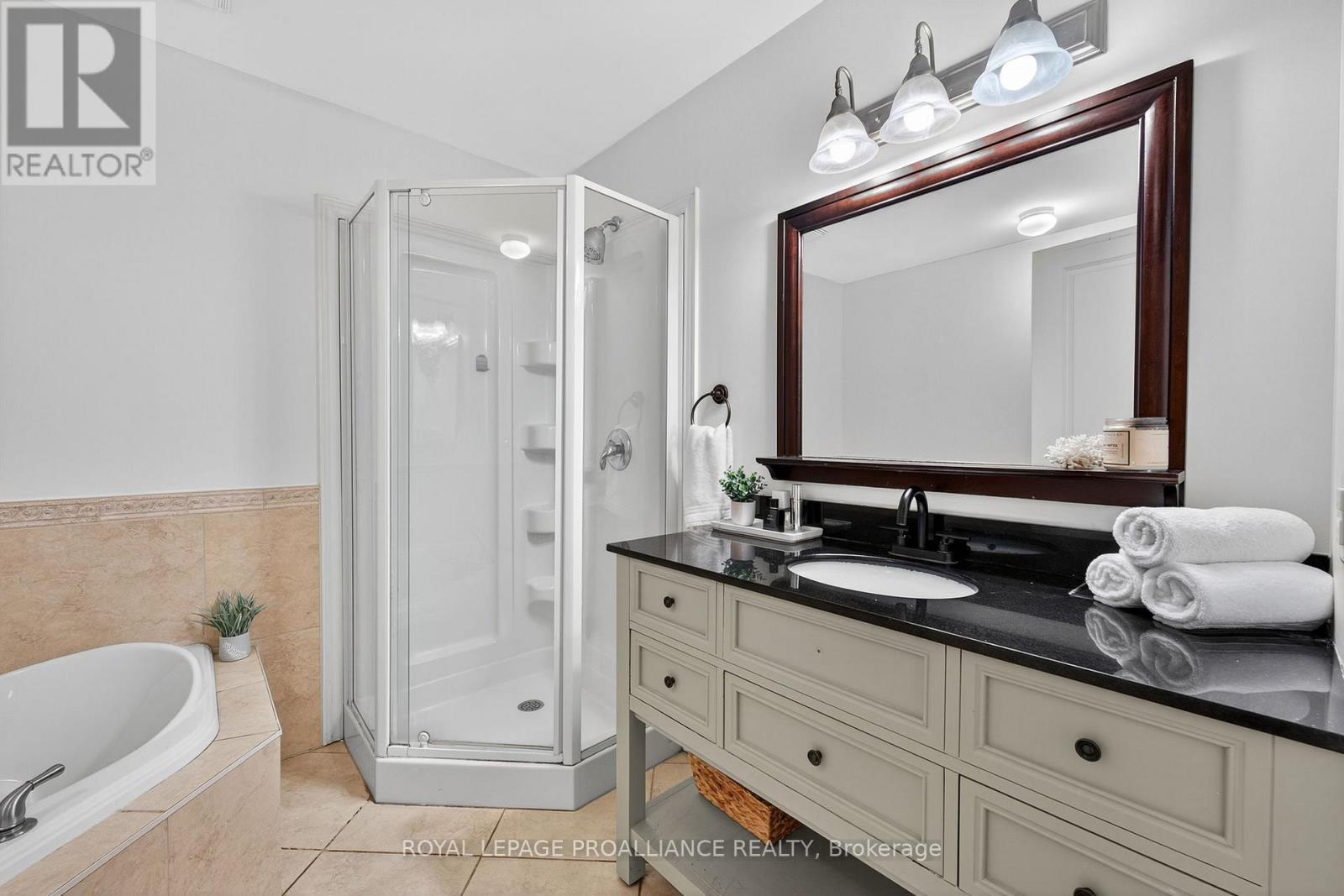 40 Charles Court, Tweed, Ontario  K0K 3J0 - Photo 19 - X12476013