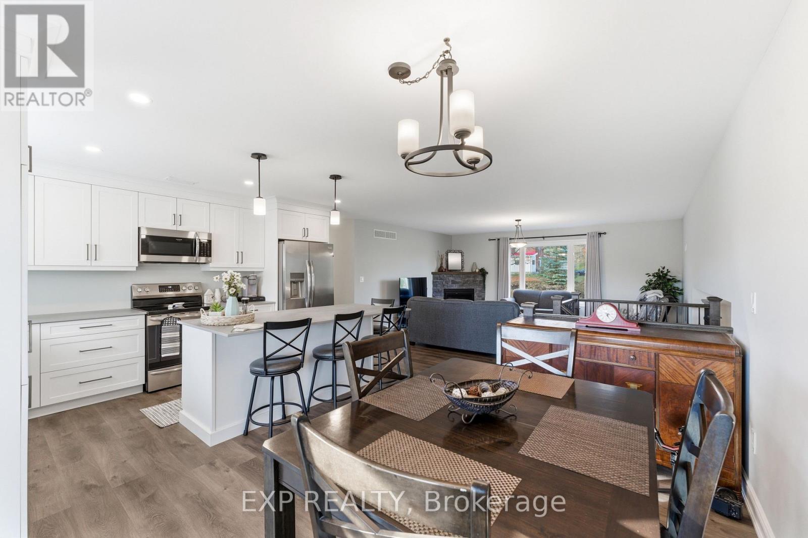 167 Bernard Long Road, Quinte West, Ontario  K8V 5P6 - Photo 16 - X12476127