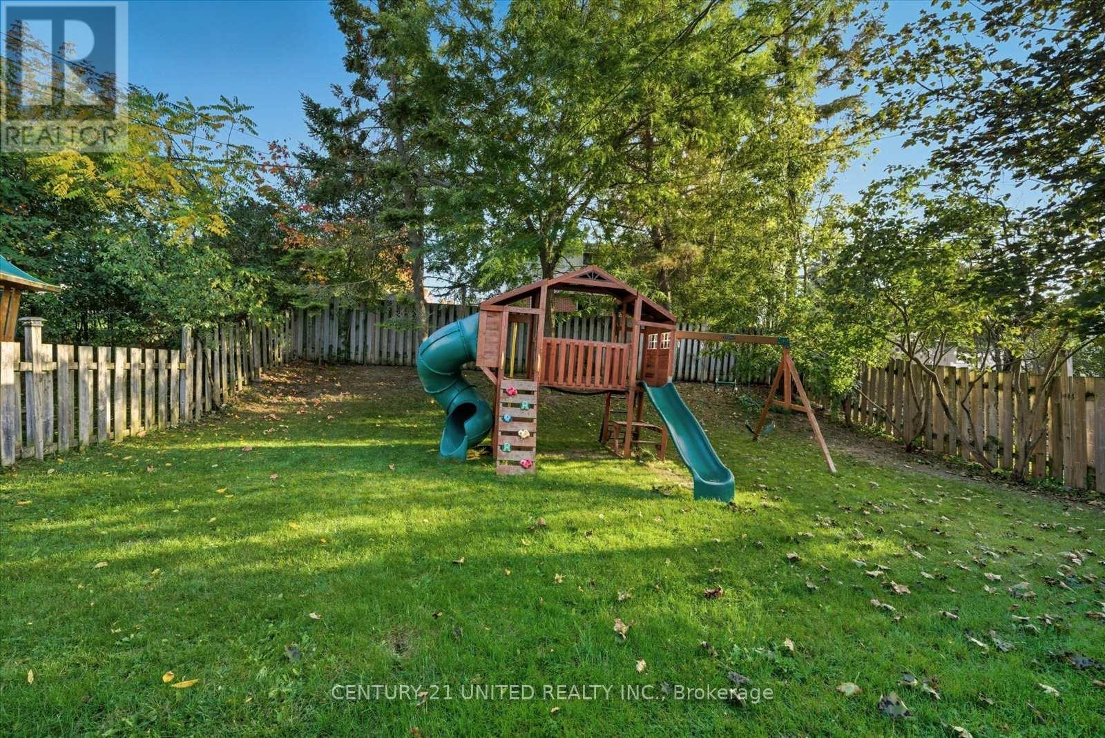 263 Riverview Heights, Peterborough, Ontario  K9J 1A9 - Photo 36 - X12475953