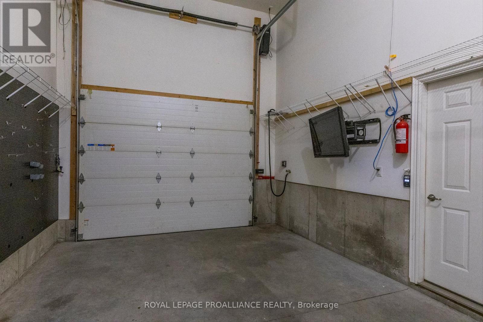 23 Brinton Drive, Peterborough, Ontario  K9J 8S9 - Photo 35 - X12476114