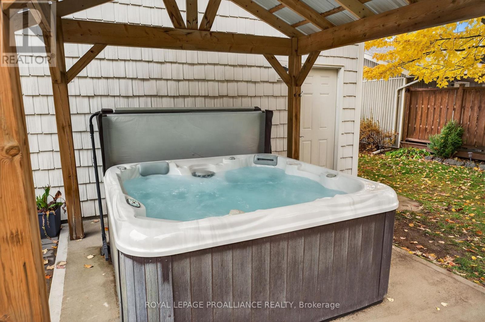 40 Charles Court, Tweed, Ontario  K0K 3J0 - Photo 37 - X12476013