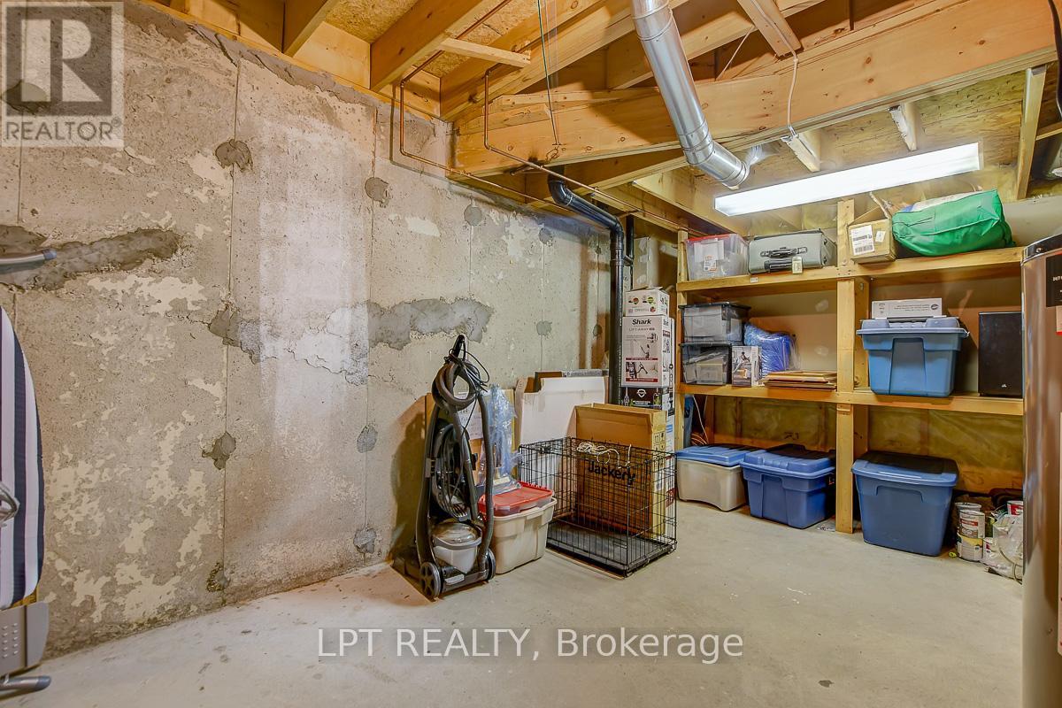 204 Forestglade Crescent, Ottawa, Ontario  K1G 6A7 - Photo 38 - X12476080