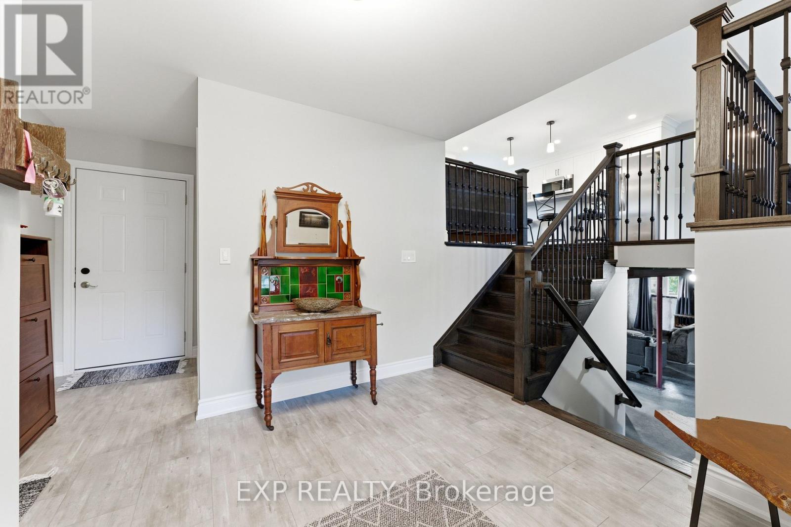 167 Bernard Long Road, Quinte West, Ontario  K8V 5P6 - Photo 7 - X12476127