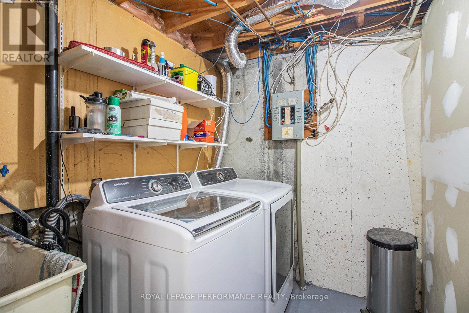 6181 Brookside Lane, Ottawa, Ontario  K1C 2K6 - Photo 21 - X12476094