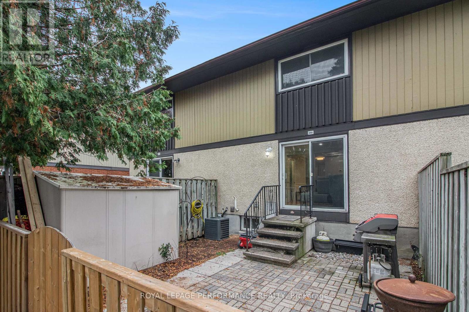 6181 Brookside Lane, Ottawa, Ontario  K1C 2K6 - Photo 22 - X12476094