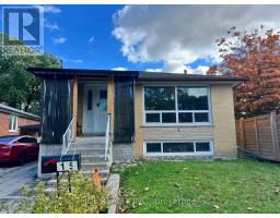 15 SUMMERGLADE DRIVE, Toronto, Ontario