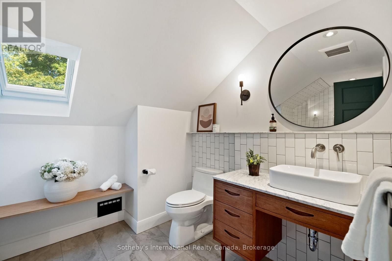 284 Union Boulevard, Kitchener, Ontario  N2M 2T1 - Photo 32 - X12471039