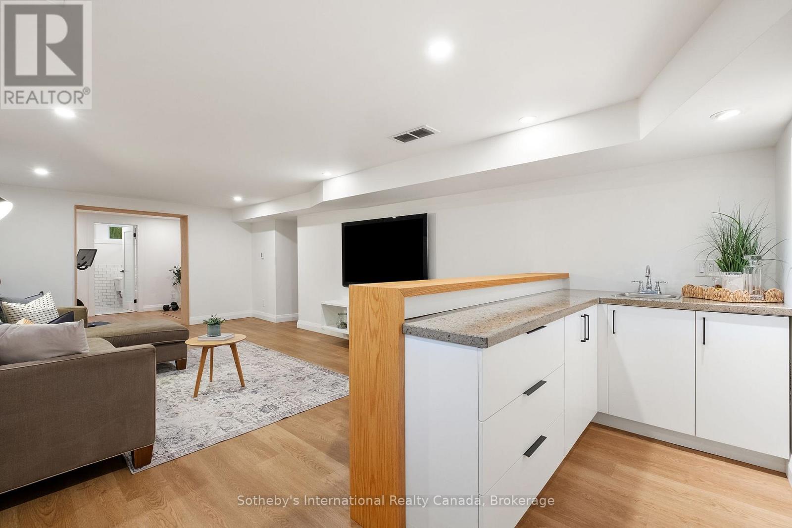 284 Union Boulevard, Kitchener, Ontario  N2M 2T1 - Photo 36 - X12471039