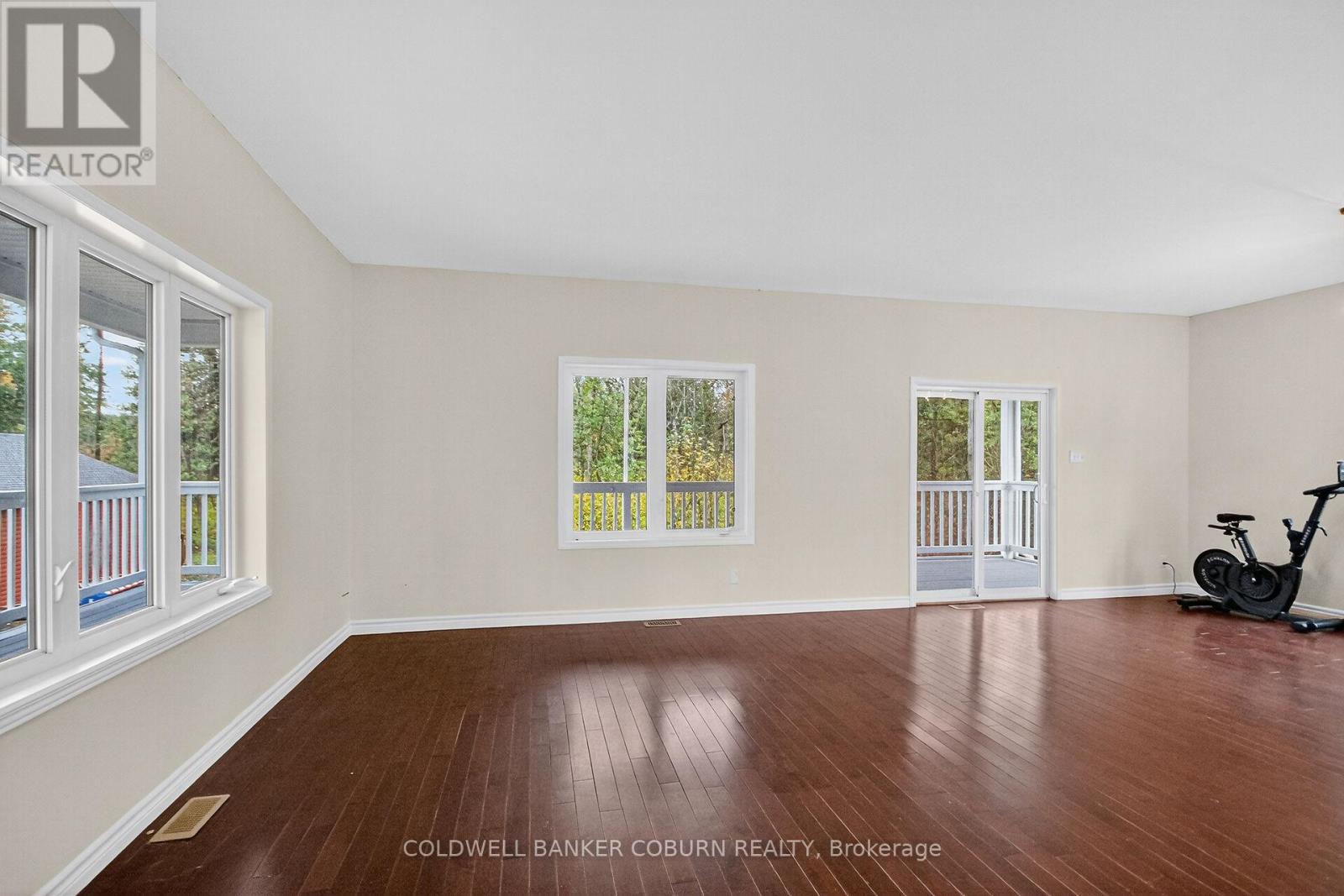 7215 Jock Trail Road, Ottawa, Ontario  K0A 2Z0 - Photo 10 - X12476204
