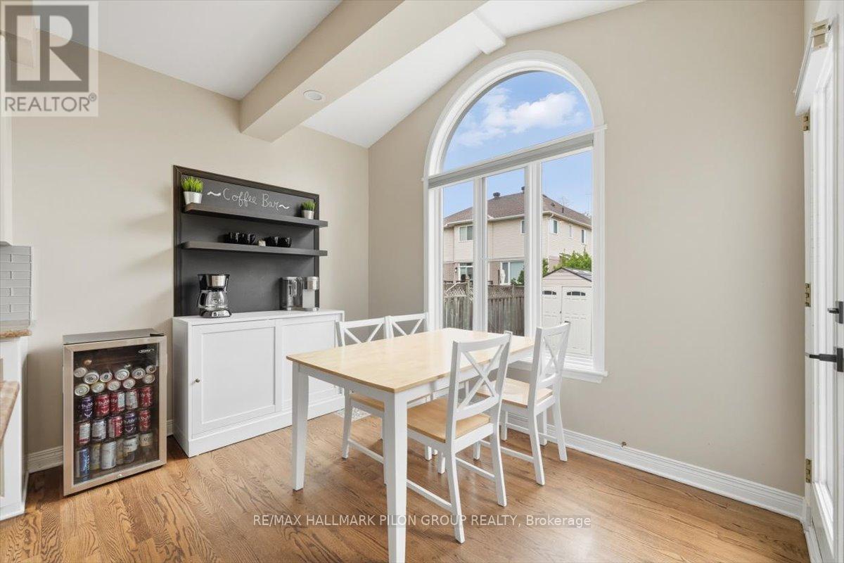 4434 Rainforest Drive, Ottawa, Ontario  K1V 1L6 - Photo 10 - X12476211