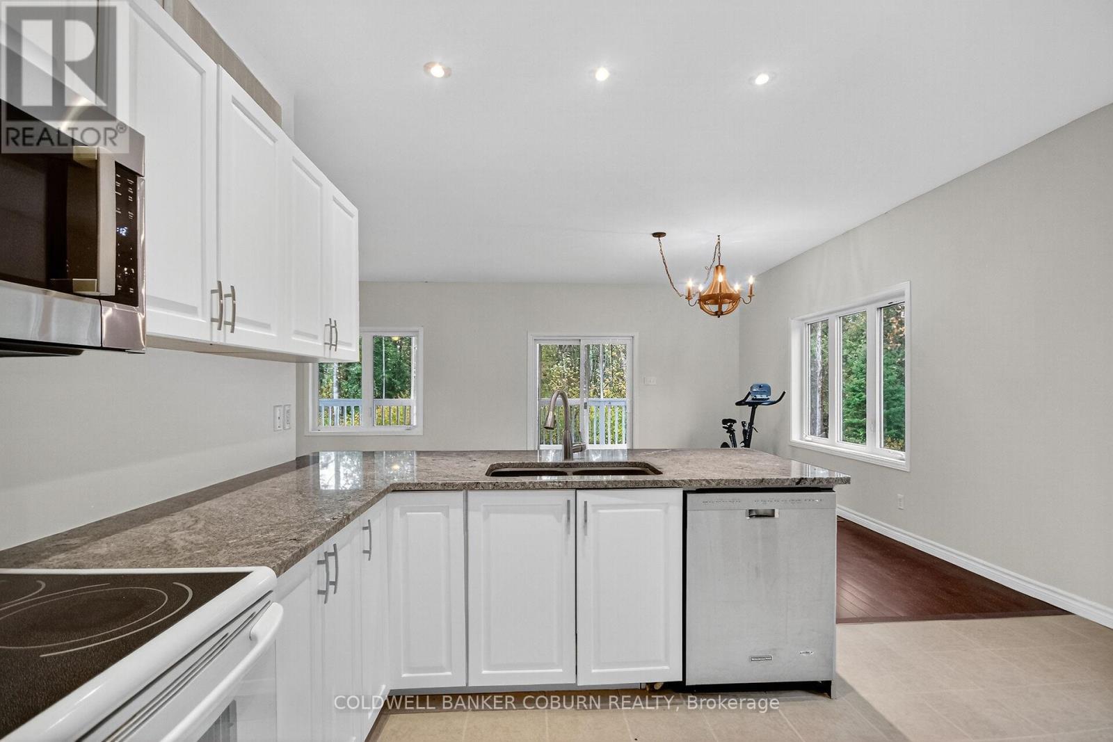 7215 Jock Trail Road, Ottawa, Ontario  K0A 2Z0 - Photo 19 - X12476204