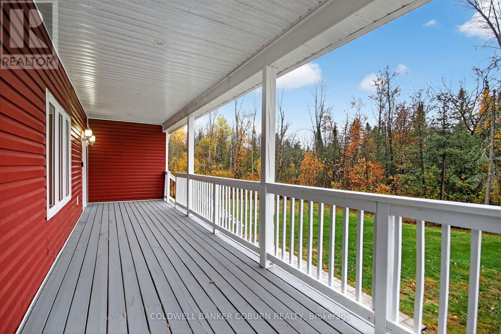 7215 Jock Trail Road, Ottawa, Ontario  K0A 2Z0 - Photo 5 - X12476204