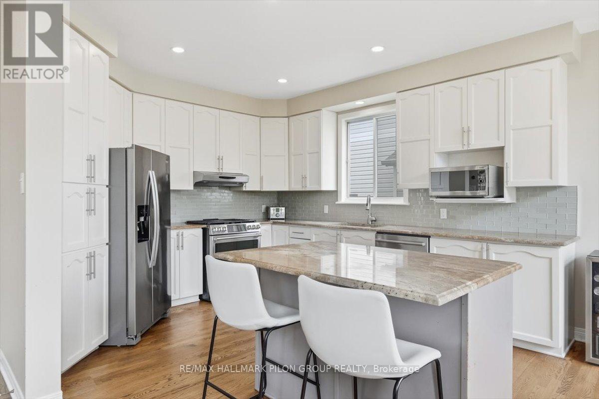 4434 Rainforest Drive, Ottawa, Ontario  K1V 1L6 - Photo 6 - X12476211