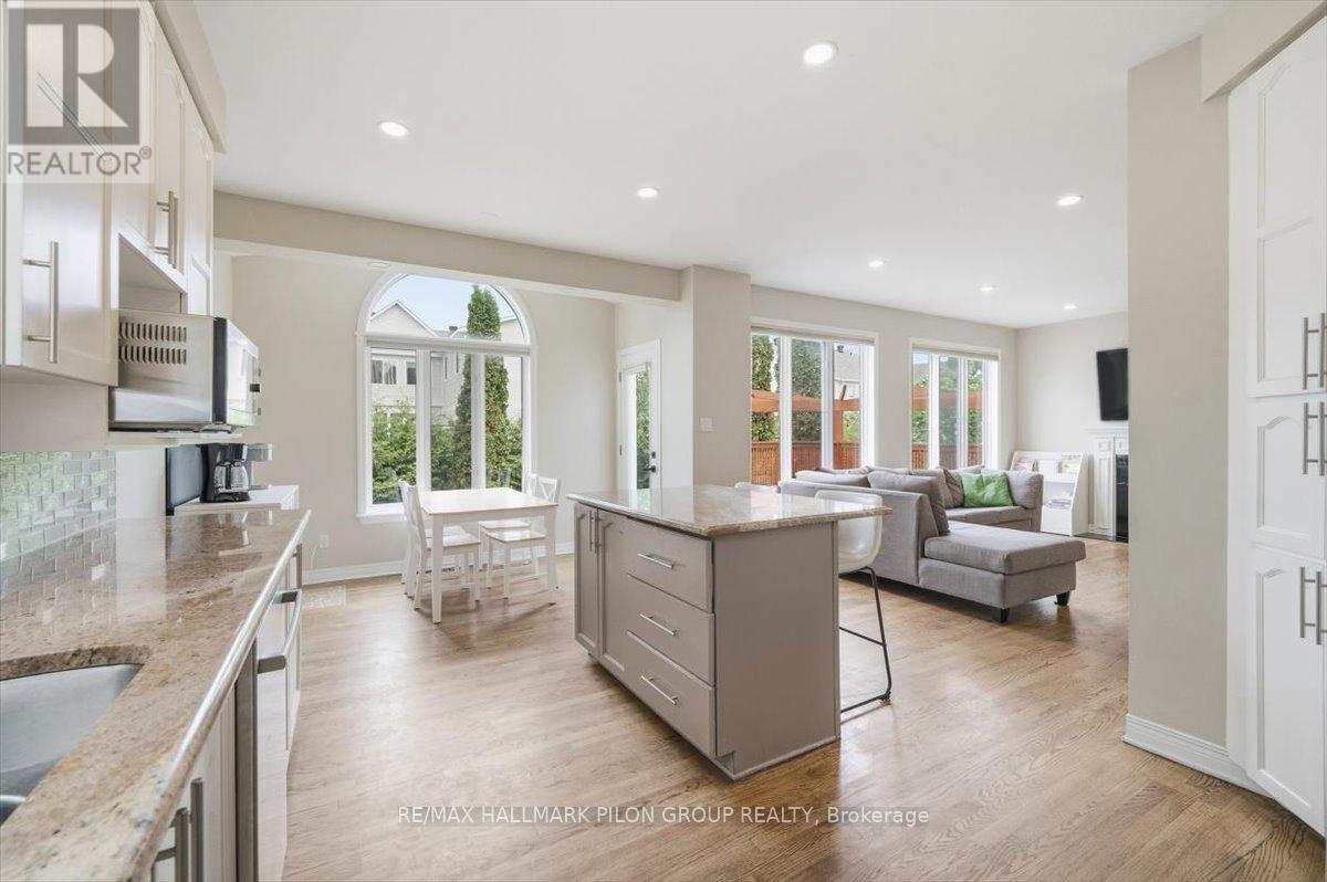 4434 Rainforest Drive, Ottawa, Ontario  K1V 1L6 - Photo 9 - X12476211
