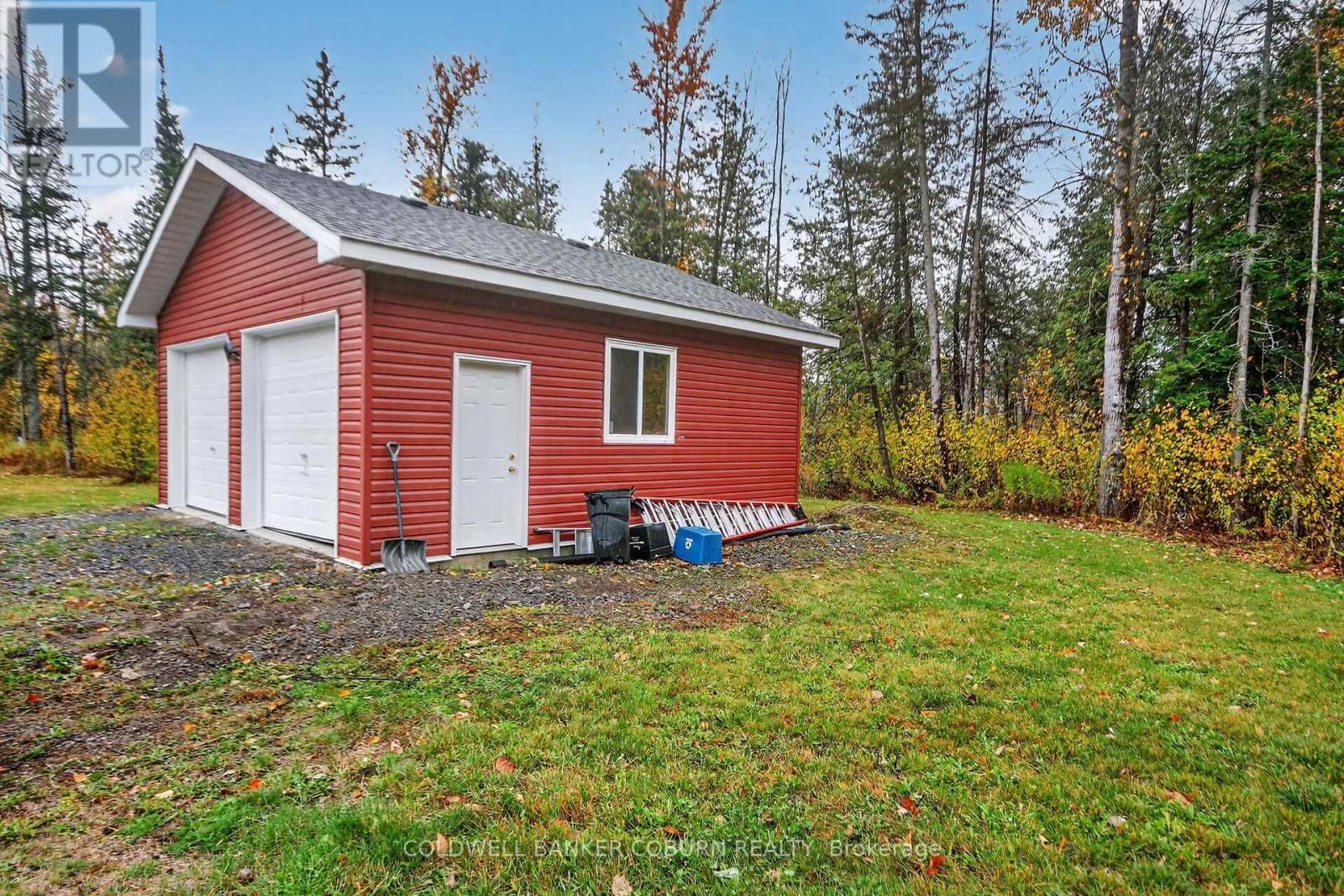7215 Jock Trail Road, Ottawa, Ontario  K0A 2Z0 - Photo 7 - X12476204