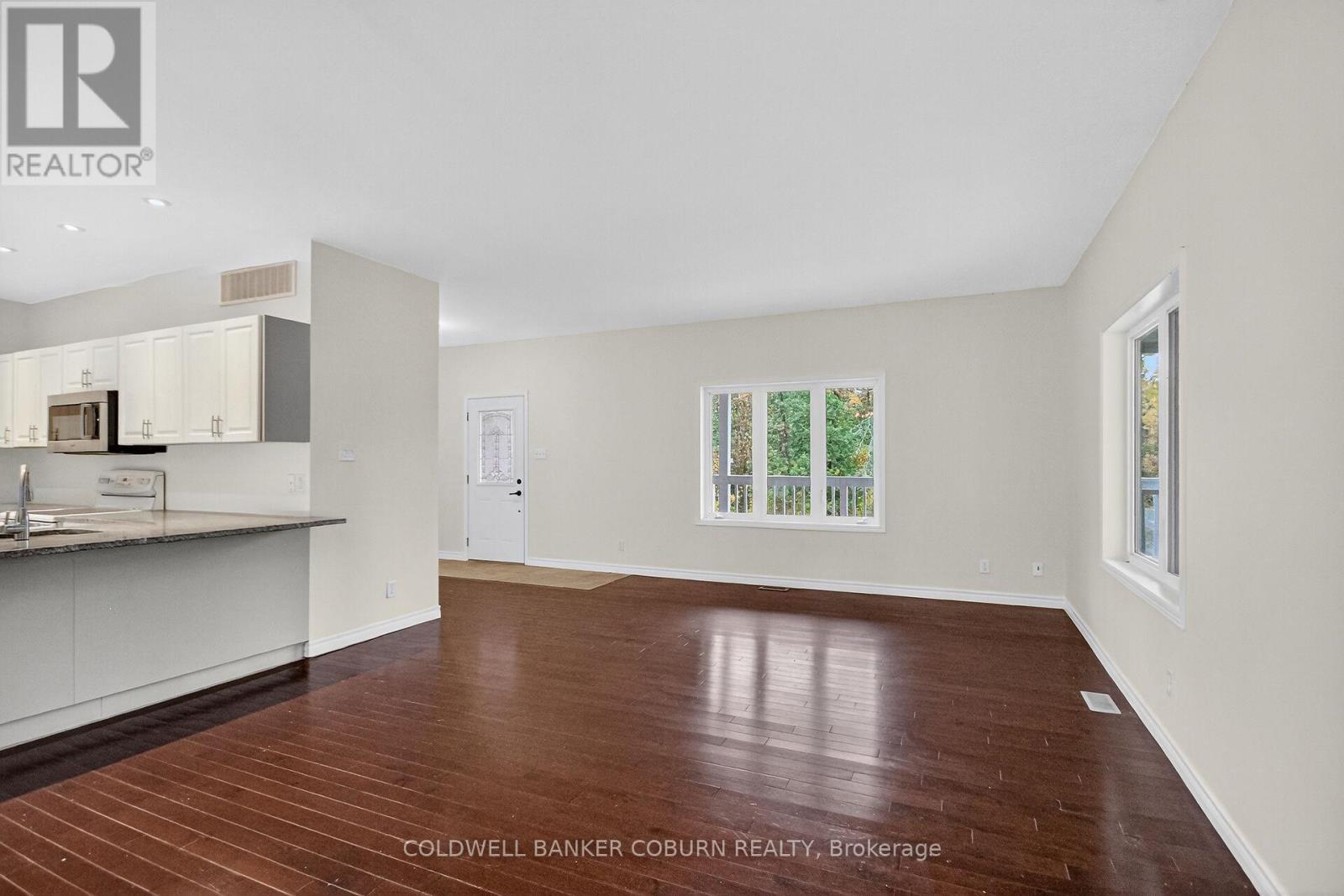 7215 Jock Trail Road, Ottawa, Ontario  K0A 2Z0 - Photo 14 - X12476204