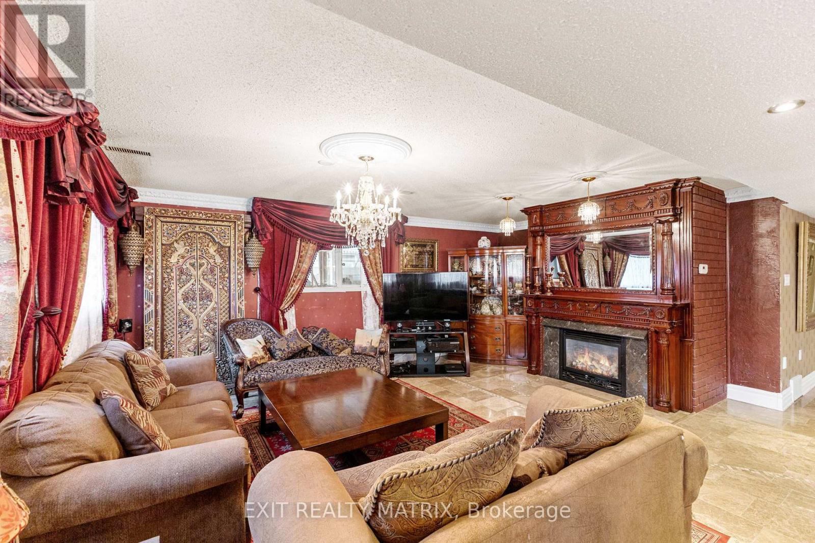 1100 Moffatt Drive, Ottawa, Ontario  K4C 1B7 - Photo 41 - X12476230