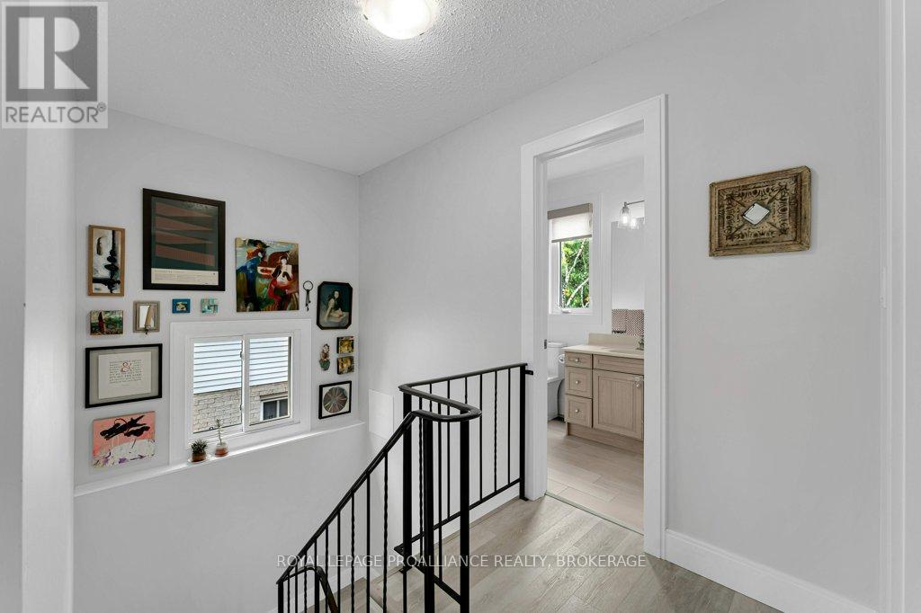 4 Glenaire Mews, Kingston, Ontario  K7M 7L3 - Photo 19 - X12477960