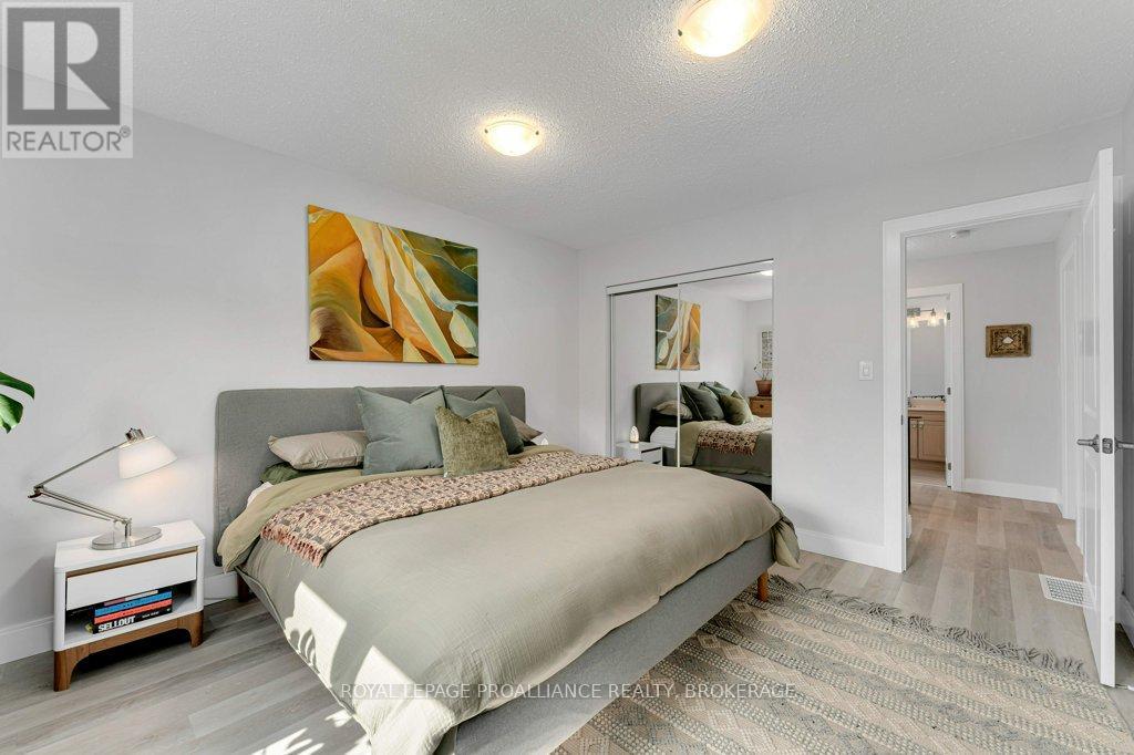 4 Glenaire Mews, Kingston, Ontario  K7M 7L3 - Photo 23 - X12477960