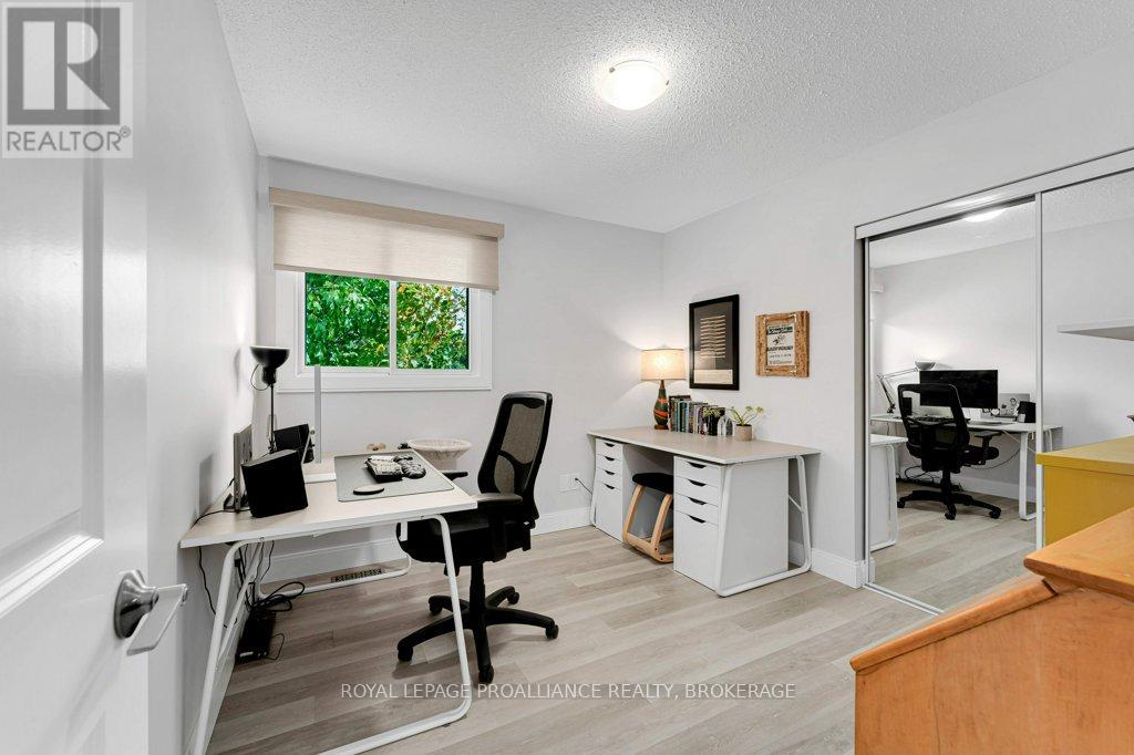 4 Glenaire Mews, Kingston, Ontario  K7M 7L3 - Photo 30 - X12477960