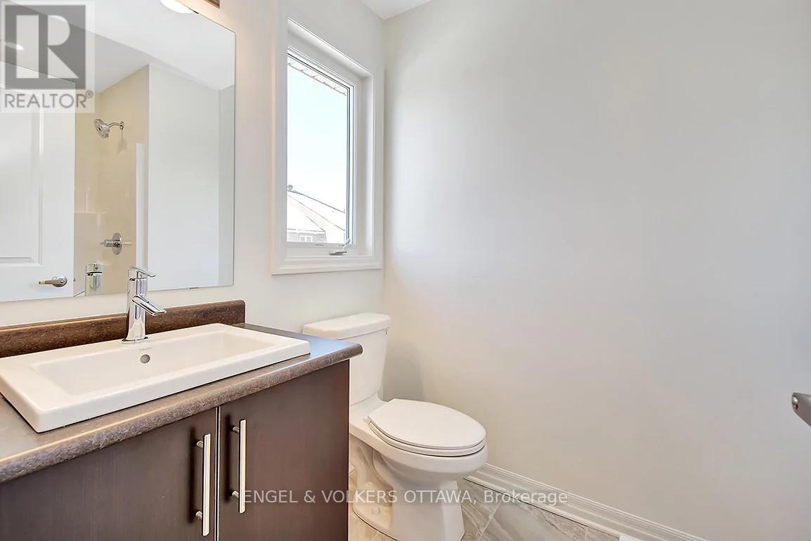 165 Overberg Way, Ottawa, Ontario  K2S 0J7 - Photo 22 - X12477881