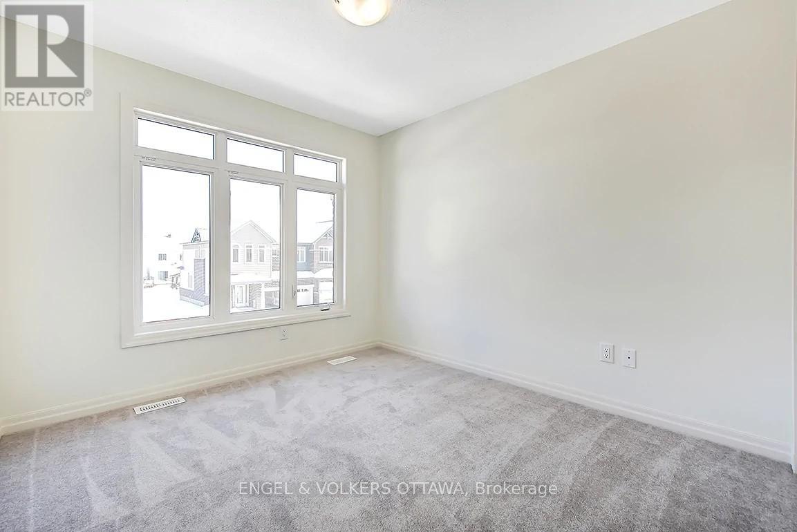 165 Overberg Way, Ottawa, Ontario  K2S 0J7 - Photo 23 - X12477881