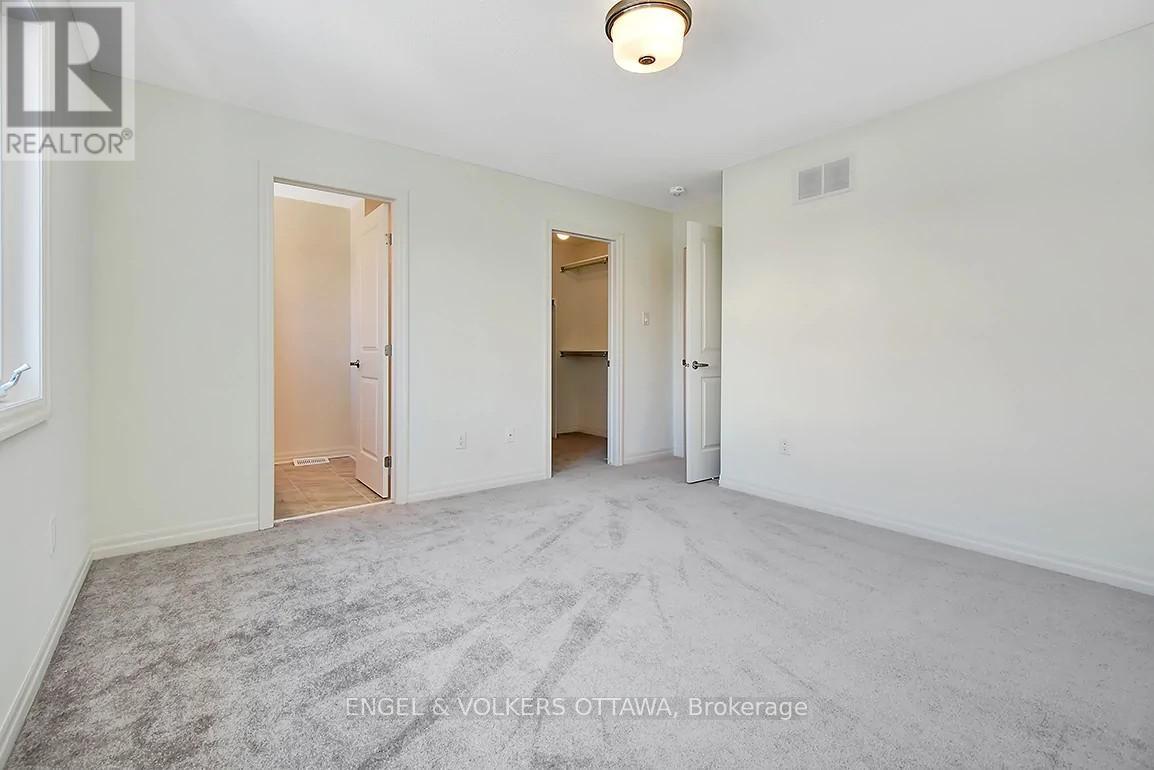 165 Overberg Way, Ottawa, Ontario  K2S 0J7 - Photo 20 - X12477881