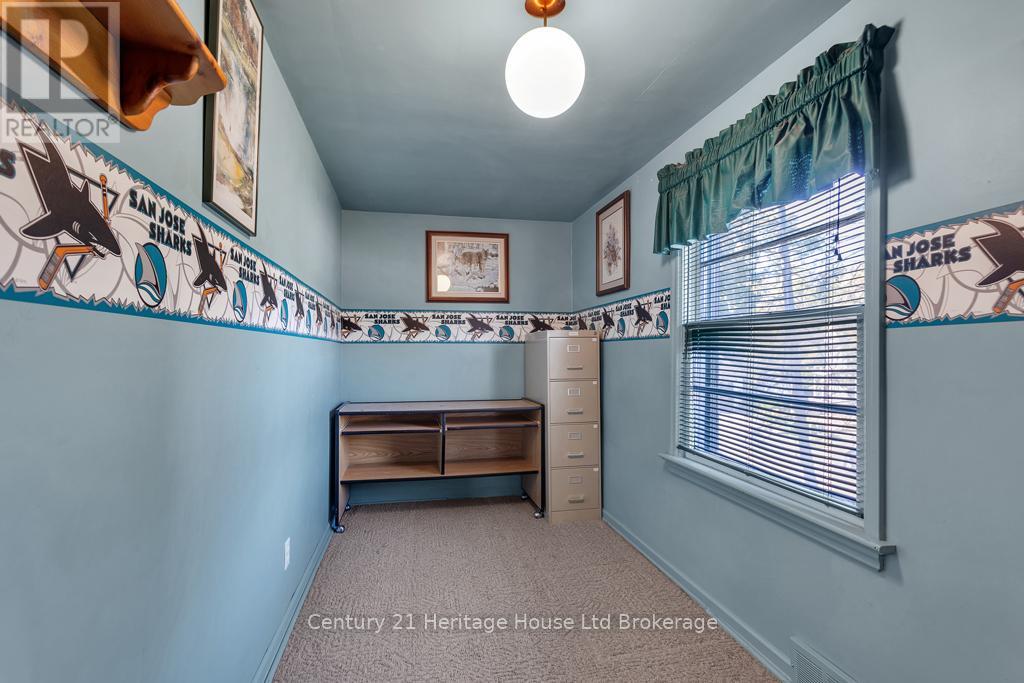 10 Parkside Drive, Tillsonburg, Ontario  N4G 3Z9 - Photo 18 - X12476006