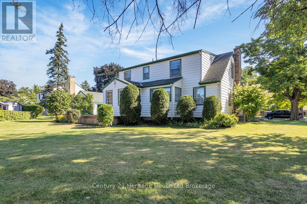 10 Parkside Drive, Tillsonburg, Ontario  N4G 3Z9 - Photo 27 - X12476006