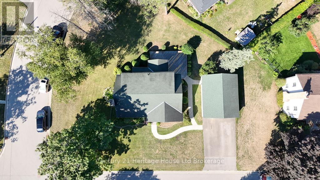 10 Parkside Drive, Tillsonburg, Ontario  N4G 3Z9 - Photo 31 - X12476006