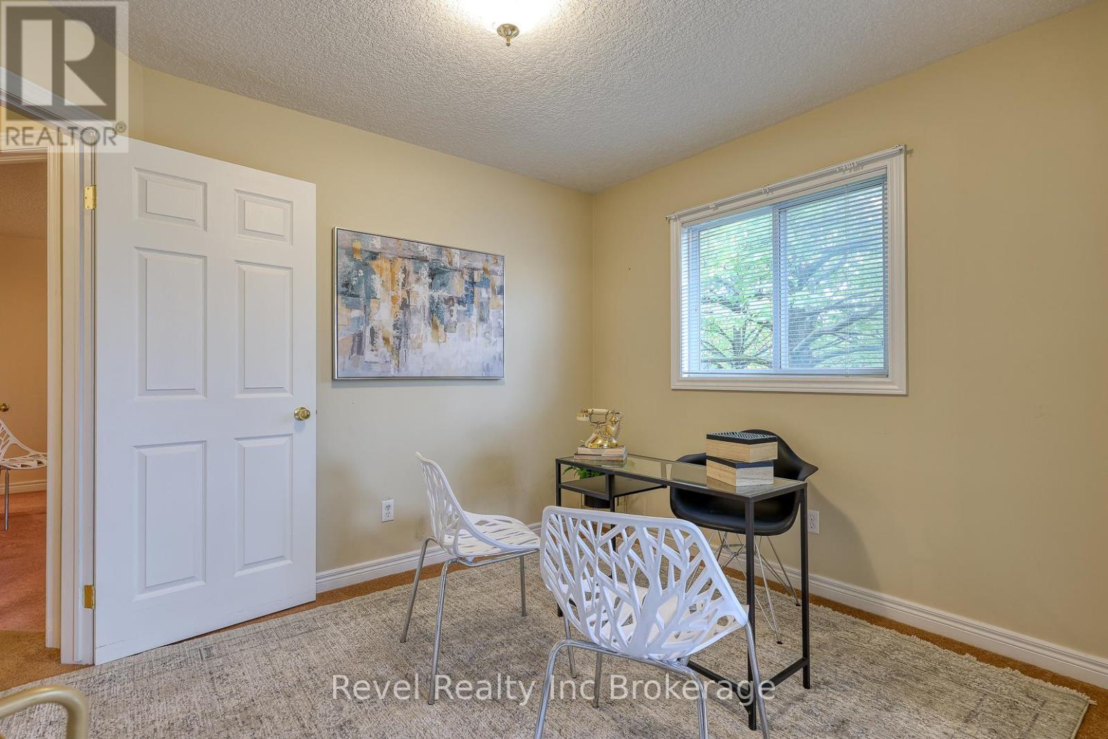 803 Stonegate Drive, Woodstock, Ontario  N4V 1H6 - Photo 20 - X12476008