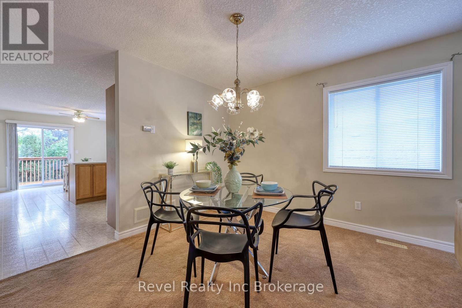 803 Stonegate Drive, Woodstock, Ontario  N4V 1H6 - Photo 14 - X12476008