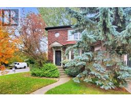 155 PARKHURST BOULEVARD, Toronto, Ontario