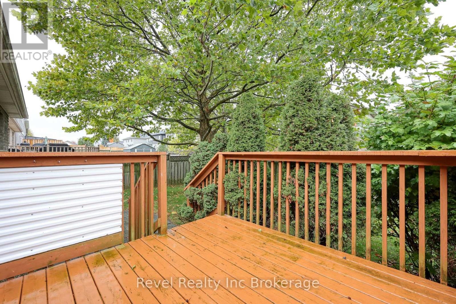803 Stonegate Drive, Woodstock, Ontario  N4V 1H6 - Photo 33 - X12476008