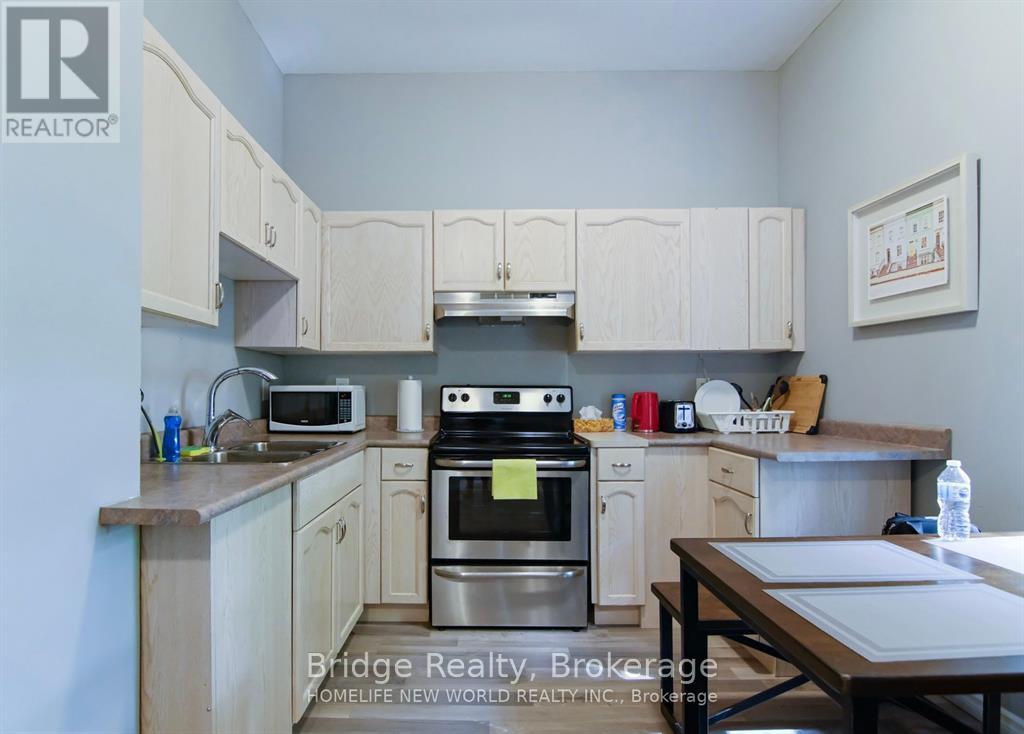 2-144 Adelaide Street N, London East, Ontario  N6B 3G8 - Photo 7 - X12476029