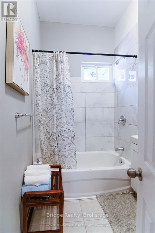 2-144 Adelaide Street N, London East, Ontario  N6B 3G8 - Photo 10 - X12476029