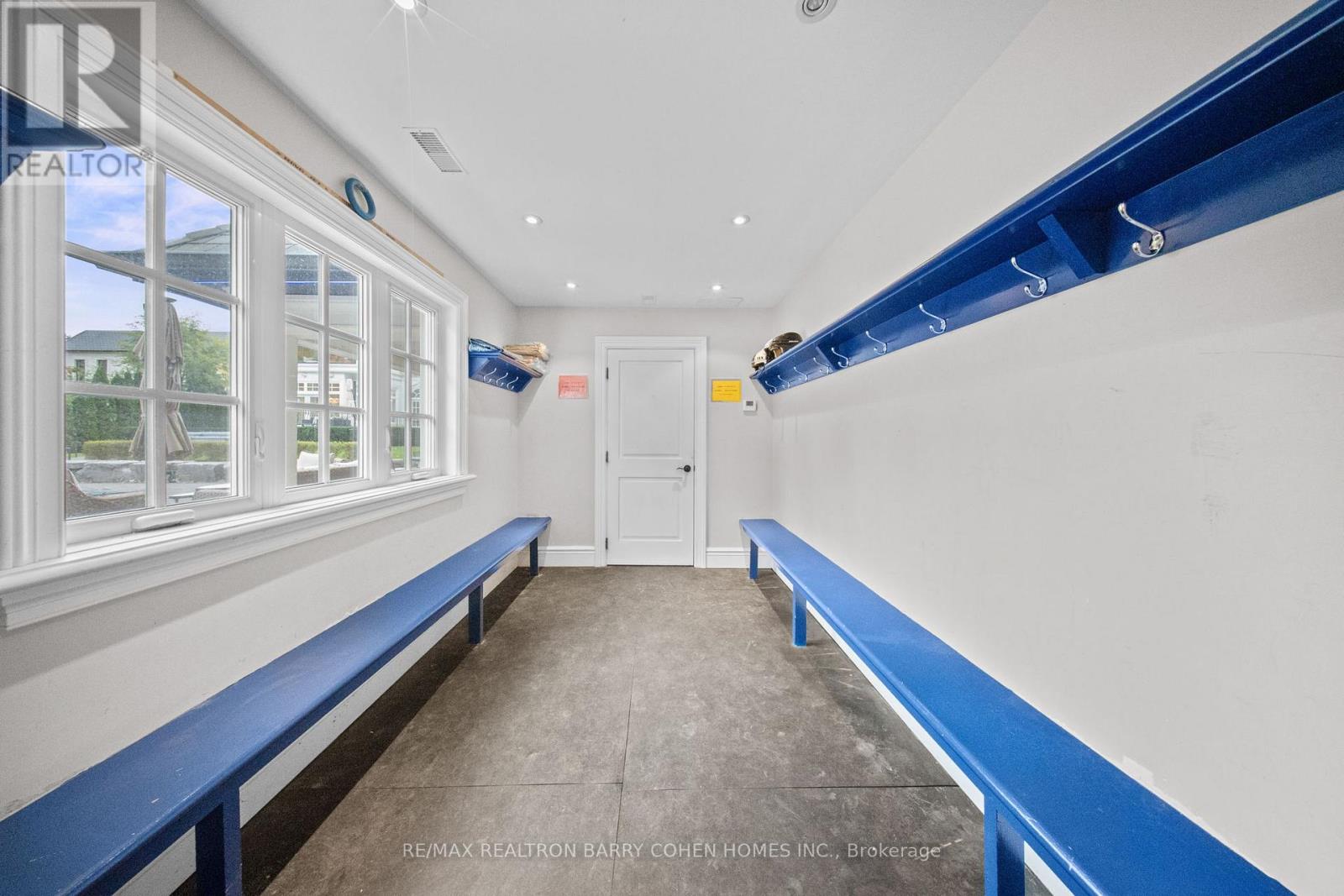 180 Sandringham Drive, Toronto, Ontario  M3H 1E3 - Photo 44 - C12476043