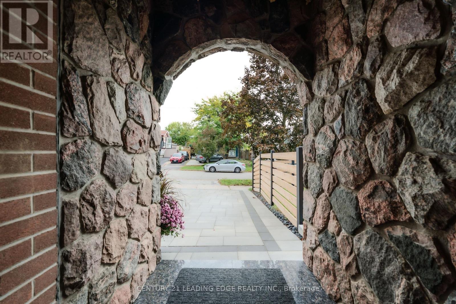 4 Aveline Crescent, Toronto, Ontario  M1H 2P5 - Photo 44 - E12473508