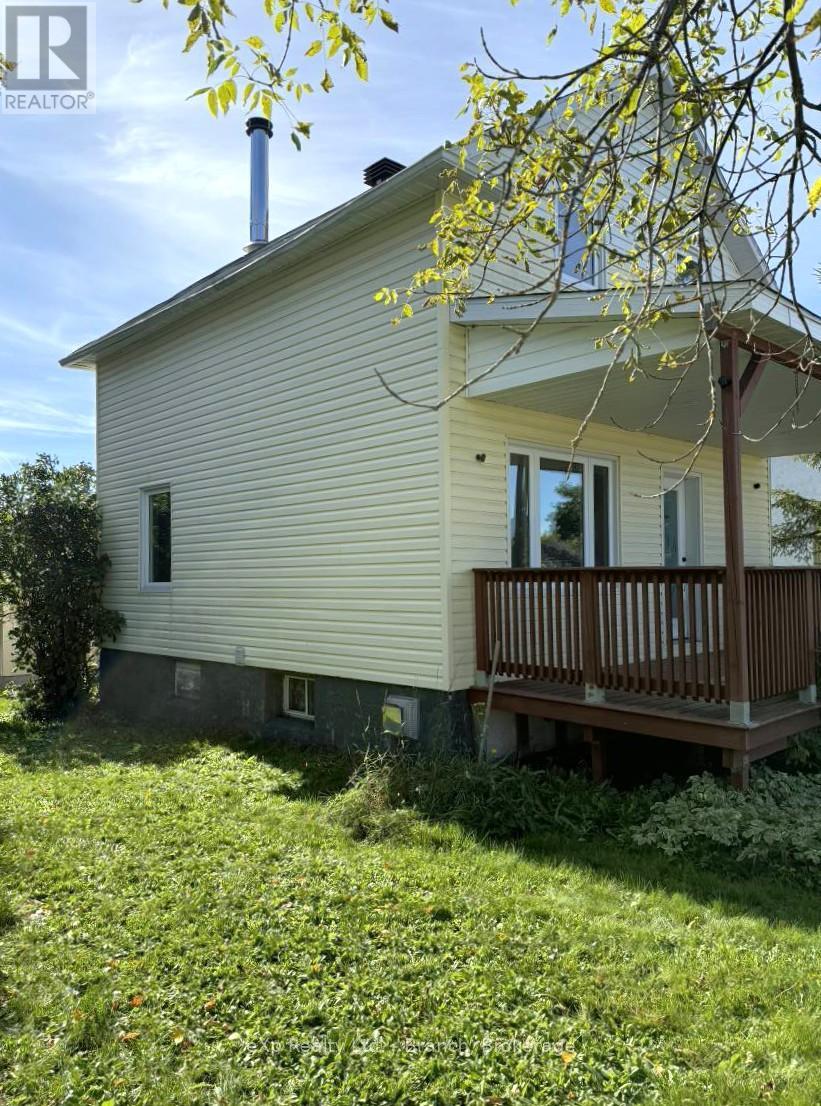 120 Circle Place, Iroquois Falls, Ontario P0K 1E0 - Photo 31 - T12477954