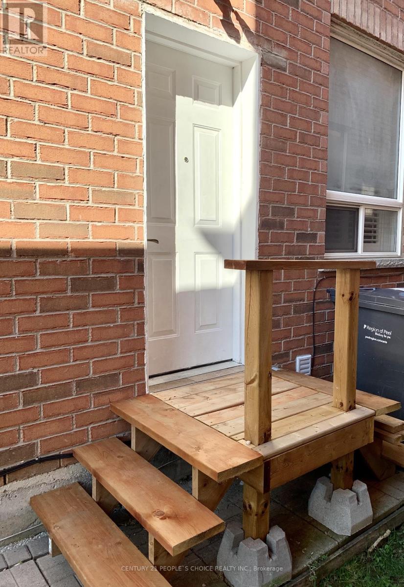 Bsmt - 40 Palm Tree Road, Brampton, Ontario  L6V 4N6 - Photo 15 - W12470847