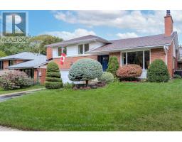 48 REID MANOR, Toronto, Ontario