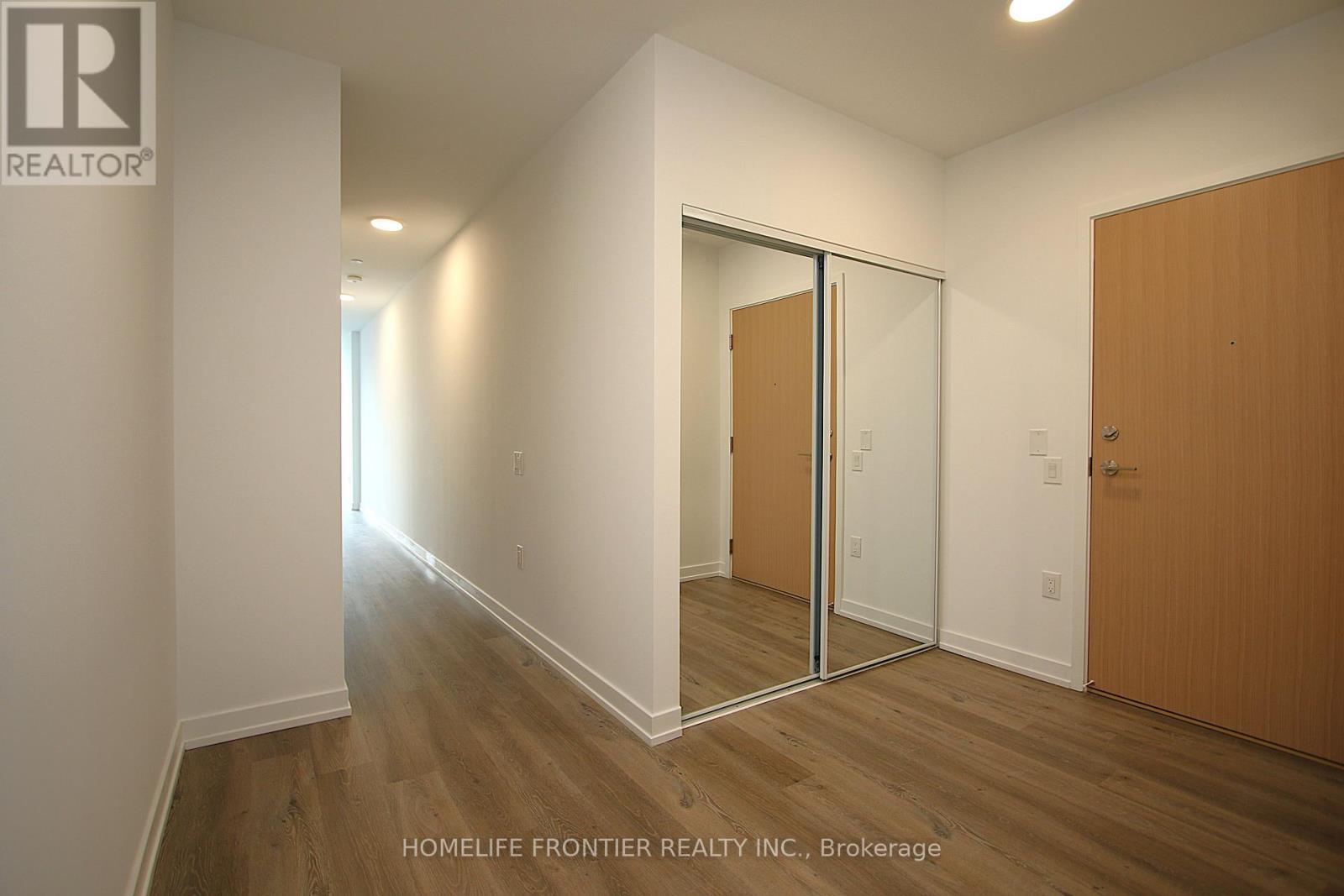 405 - 395 Square One Drive, Mississauga, Ontario  L5B 0P6 - Photo 3 - W12473467