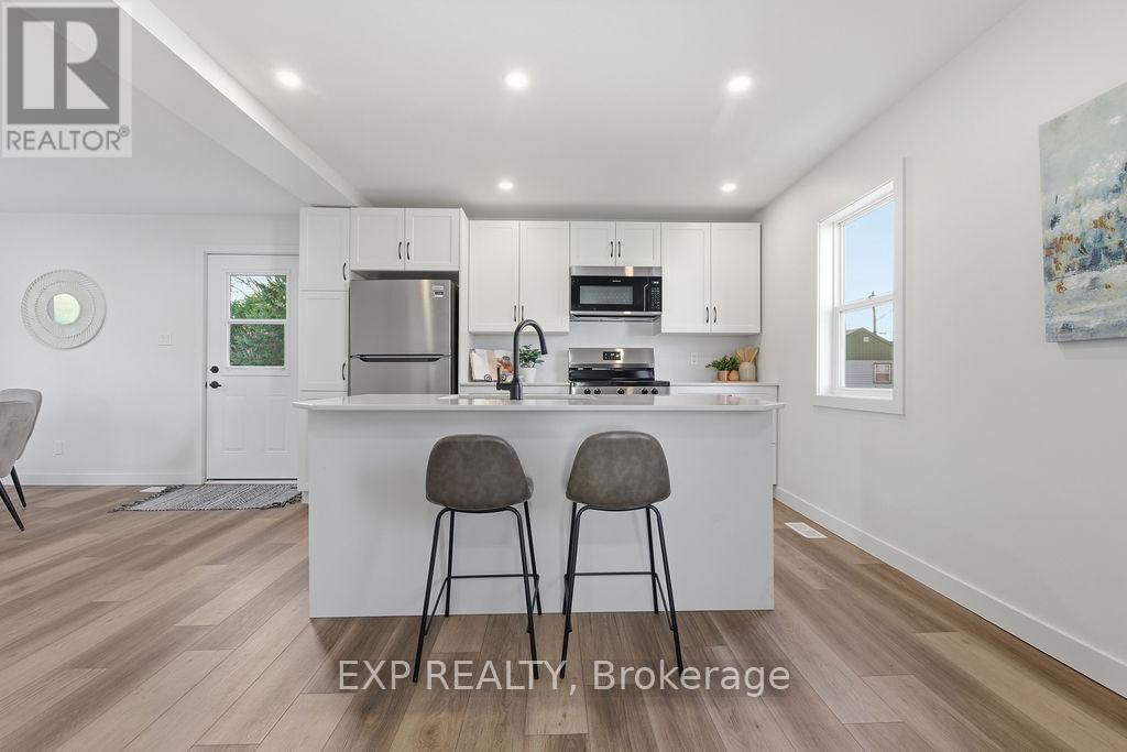 146 Blake Street, Renfrew, Ontario  K7V 2L2 - Photo 16 - X12477864