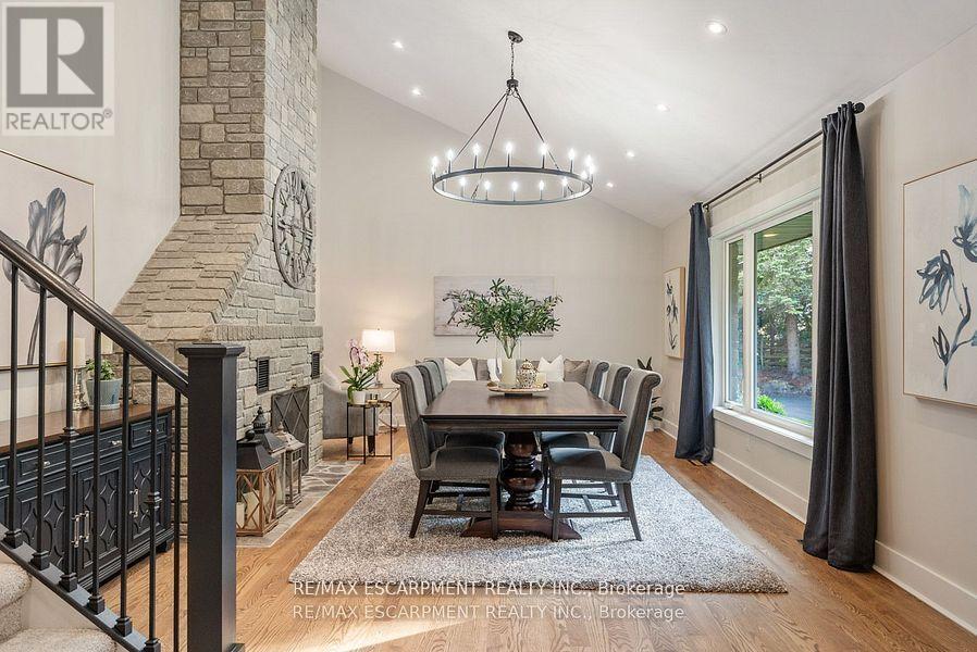 2038 15th Side Road, Milton, Ontario  L0P 1J0 - Photo 6 - W12476024