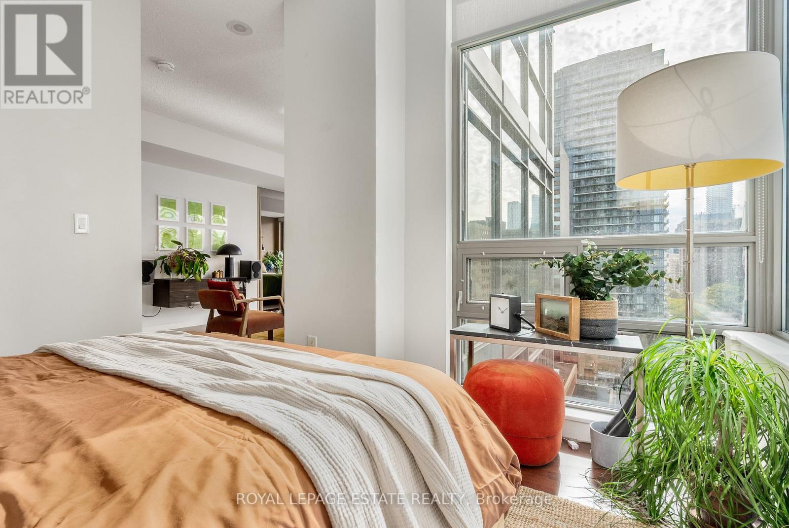 1003 - 281 Mutual Street, Toronto, Ontario  M4Y 3C4 - Photo 25 - C12476115
