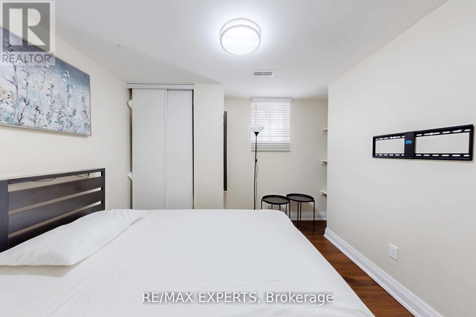 528 Fairview Road W, Mississauga, Ontario  L5B 3X1 - Photo 18 - W12476085