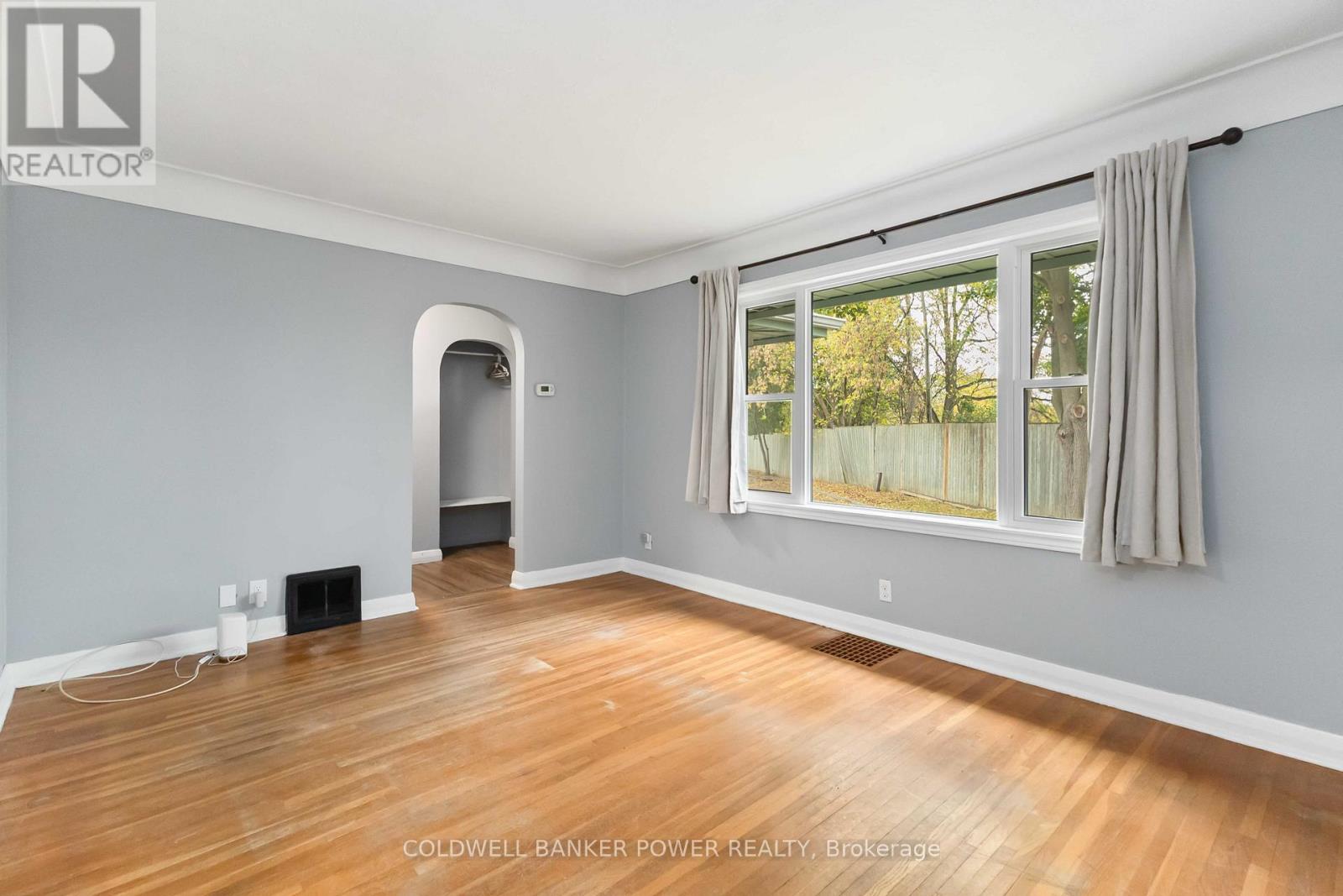 1219 Albany Street, London East, Ontario  N5W 3L8 - Photo 11 - X12477944