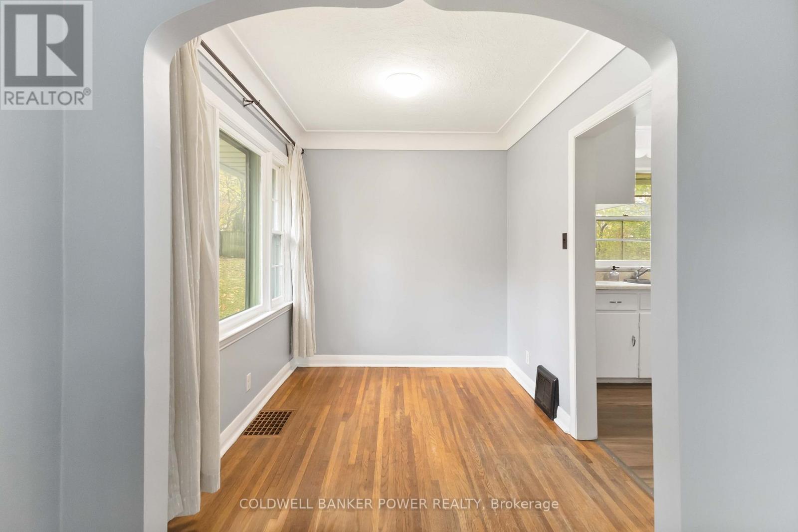 1219 Albany Street, London East, Ontario  N5W 3L8 - Photo 13 - X12477944
