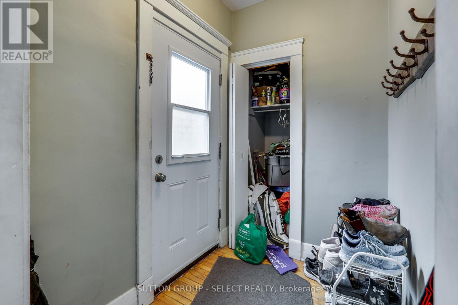 231 Raymond Avenue, London East, Ontario  N6A 2W1 - Photo 3 - X12477966