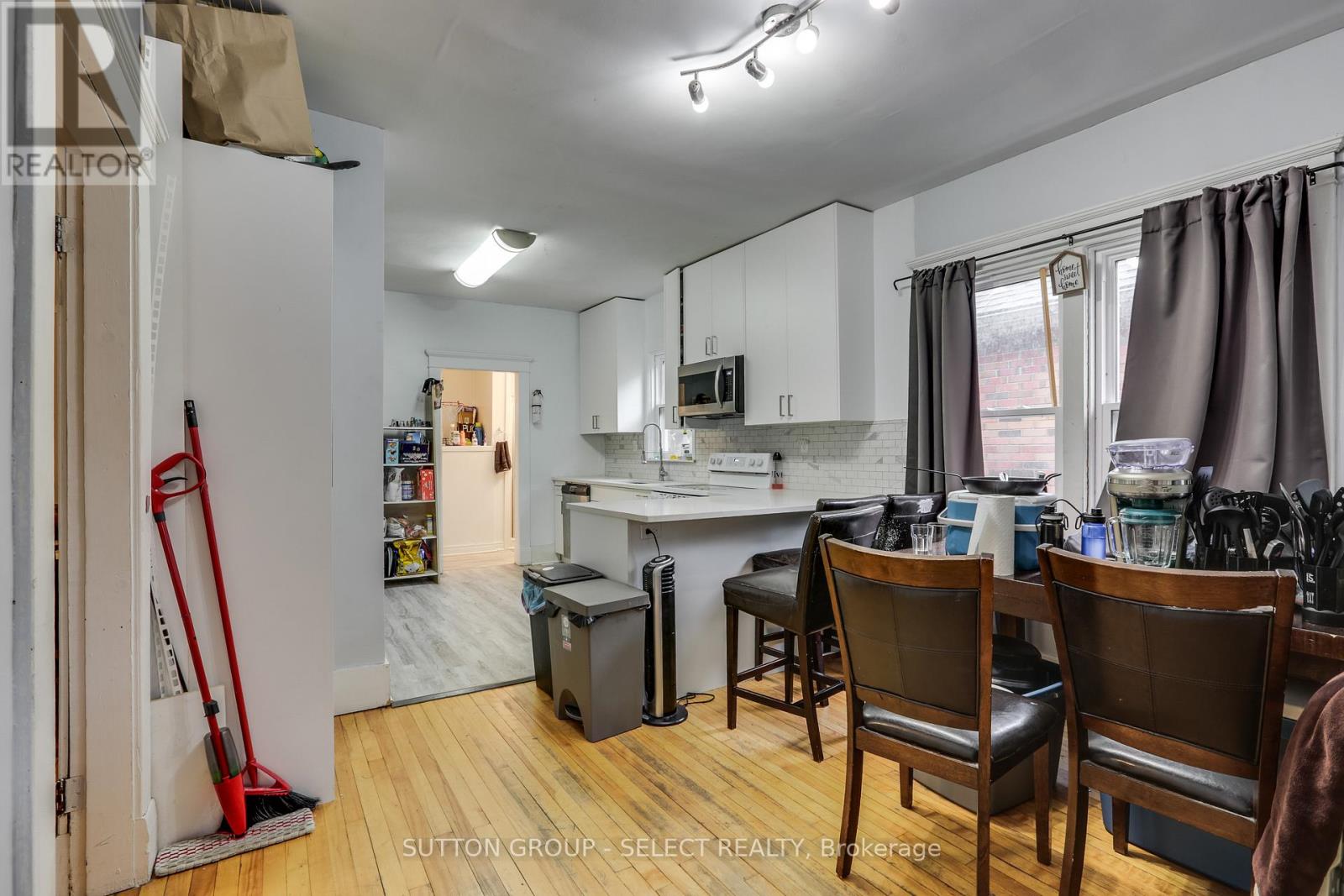 231 Raymond Avenue, London East, Ontario  N6A 2W1 - Photo 5 - X12477966